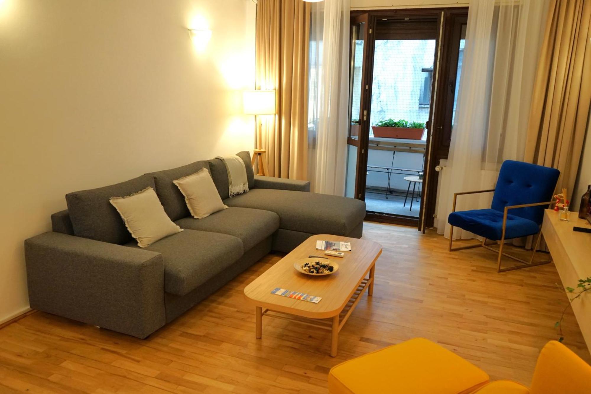 Spacious 3Br, 2Bt With 5 Balconies Bucharest Exterior photo