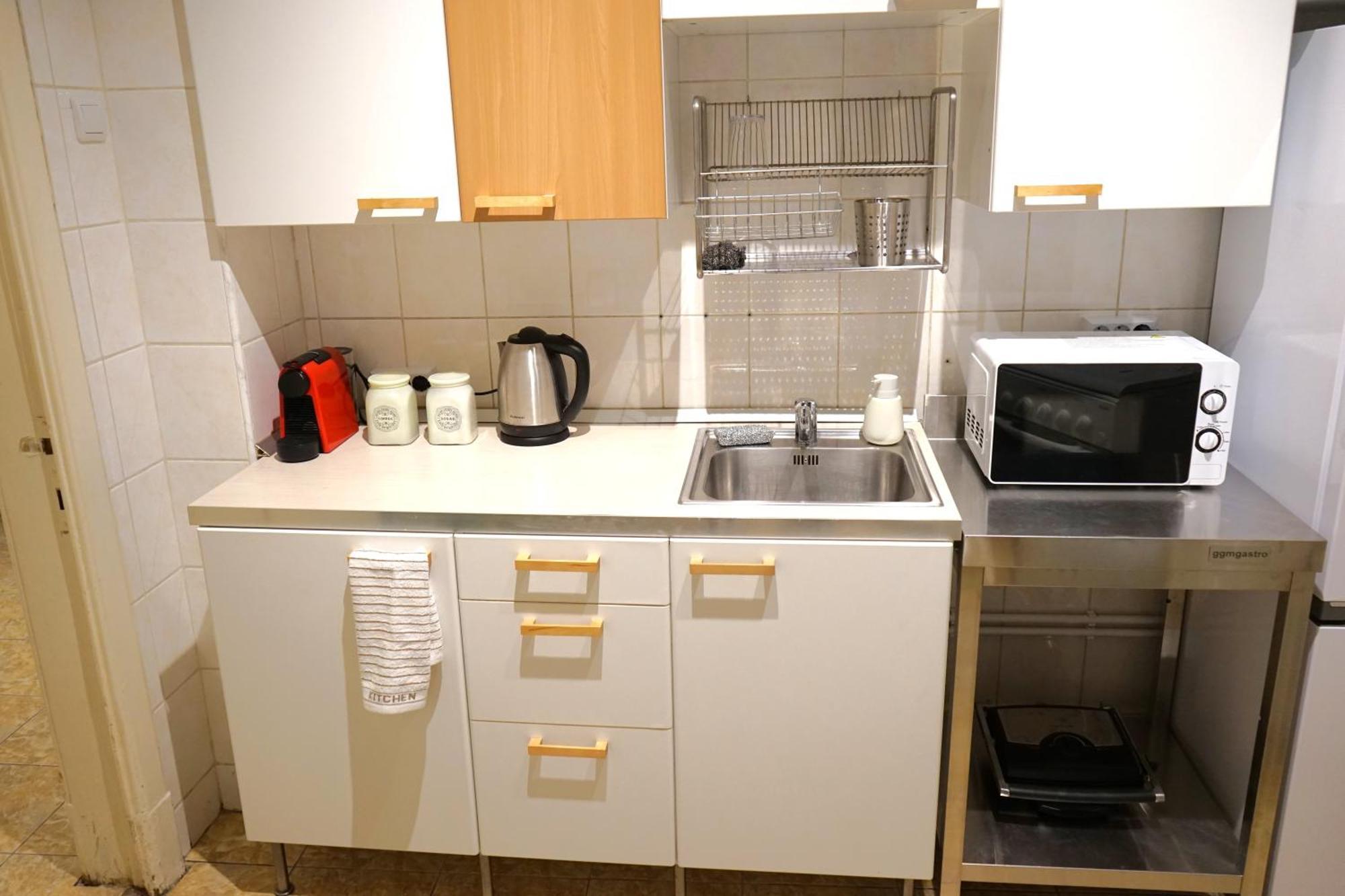 Spacious 3Br, 2Bt With 5 Balconies Bucharest Exterior photo