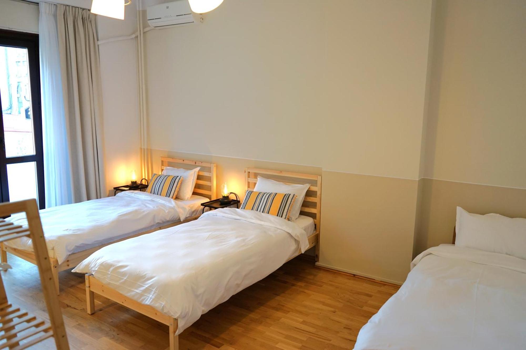 Spacious 3Br, 2Bt With 5 Balconies Bucharest Exterior photo