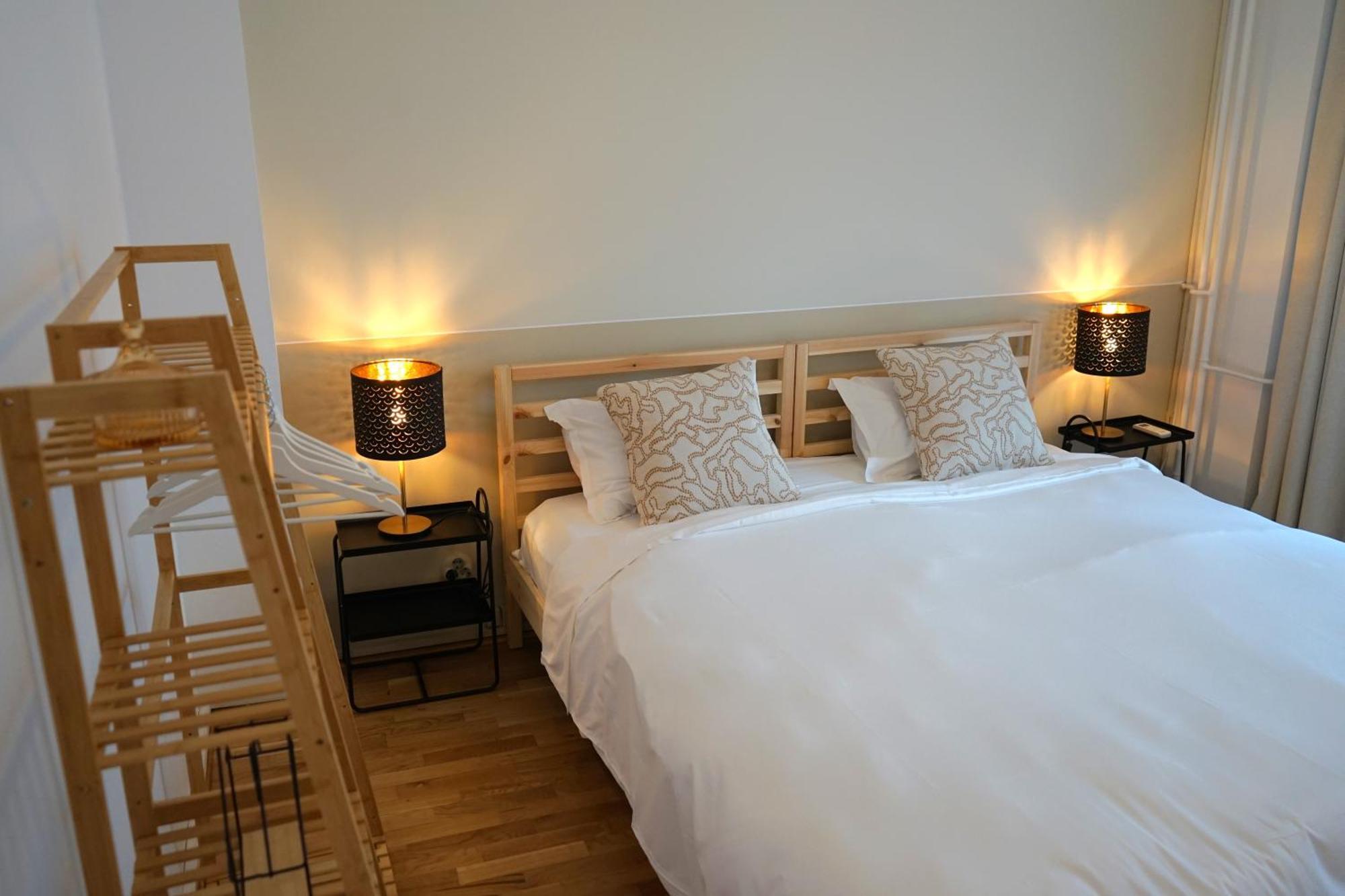 Spacious 3Br, 2Bt With 5 Balconies Bucharest Exterior photo