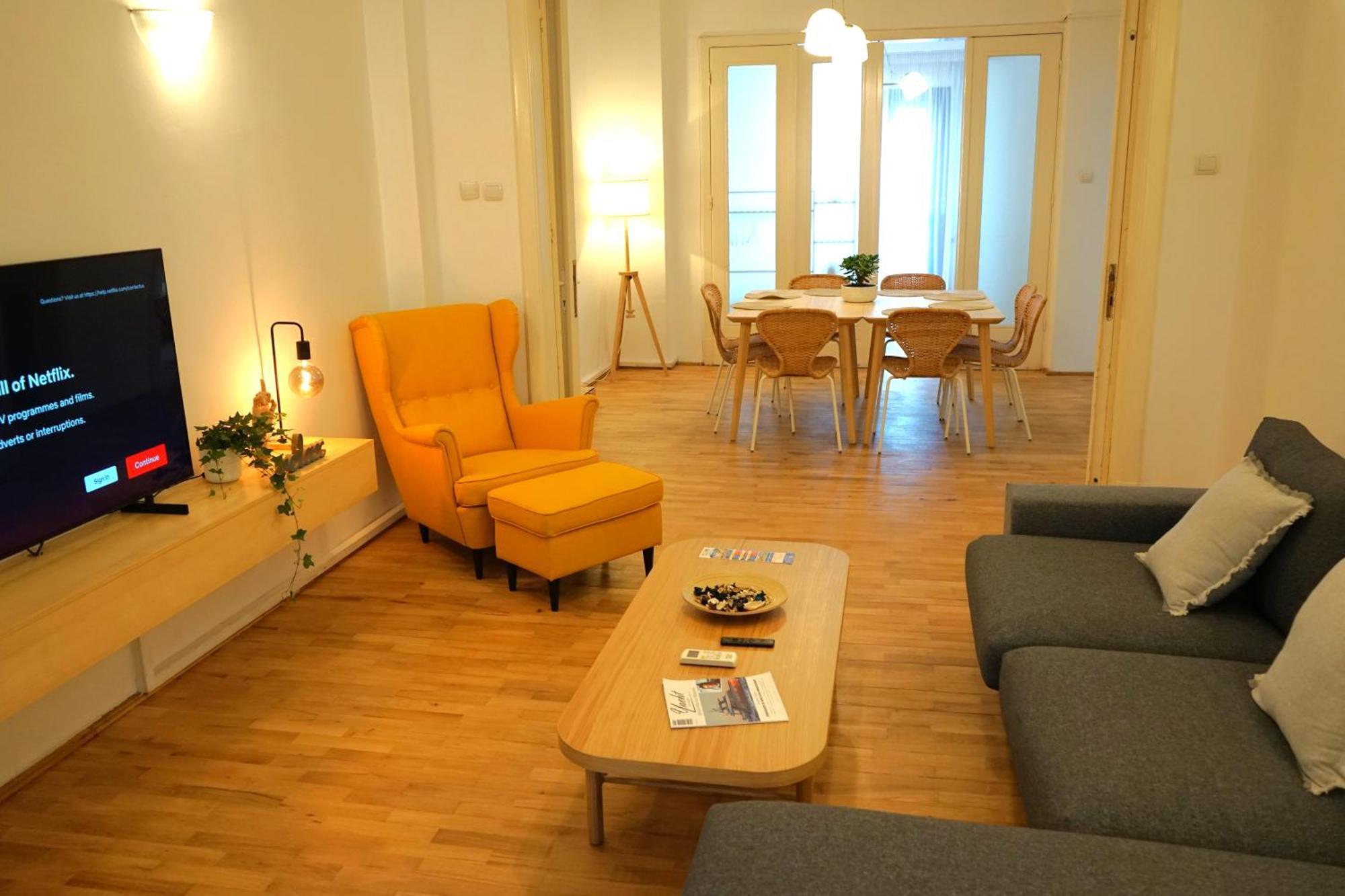 Spacious 3Br, 2Bt With 5 Balconies Bucharest Exterior photo