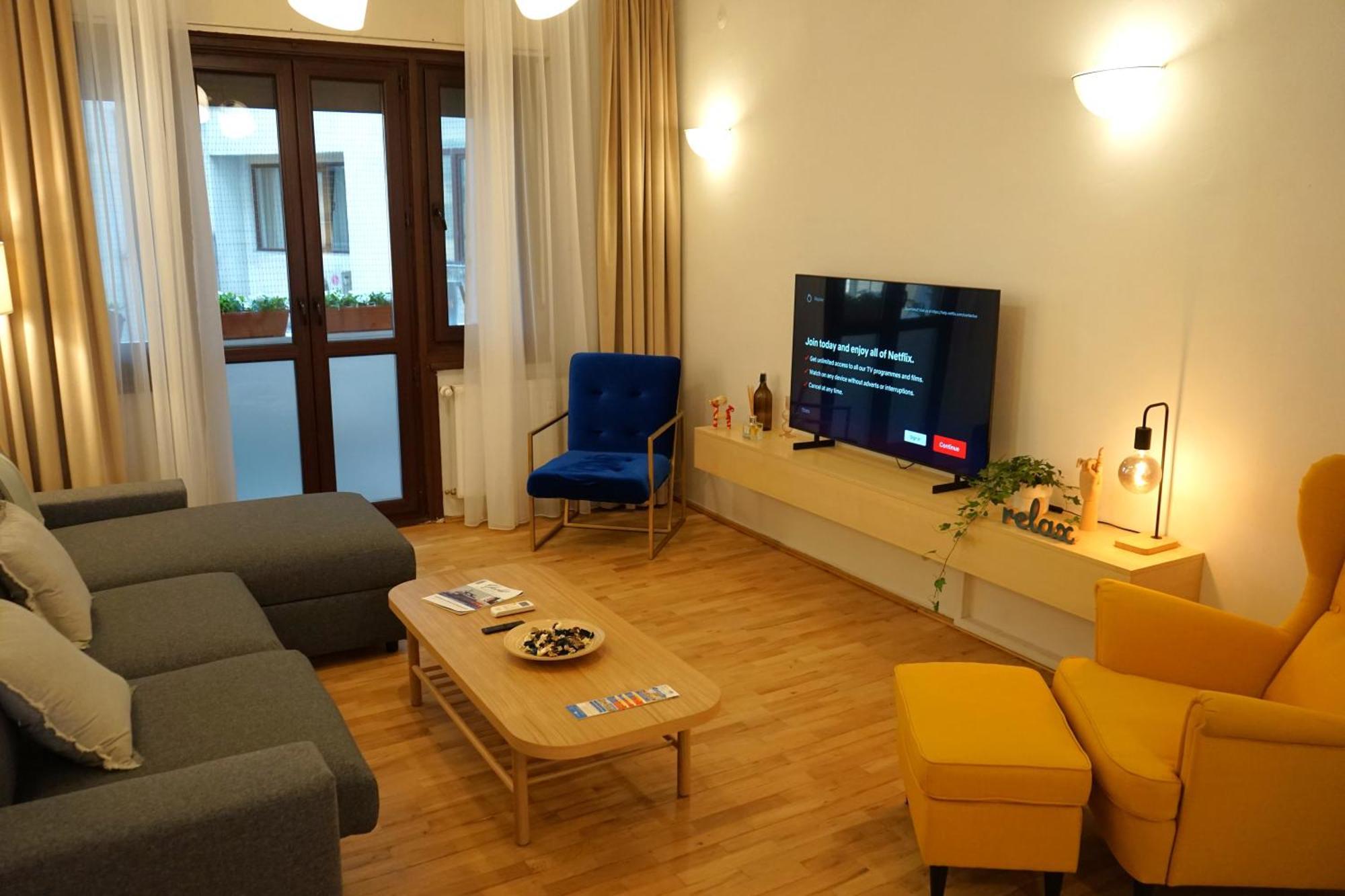 Spacious 3Br, 2Bt With 5 Balconies Bucharest Exterior photo